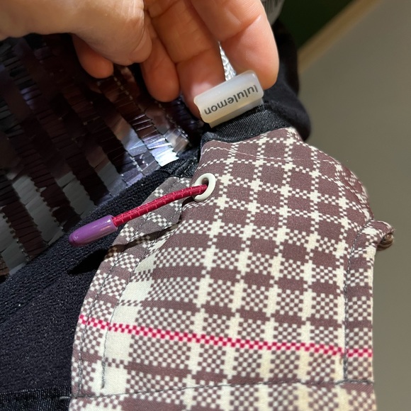 Lululemon apres yoga plaid fleece lined soft shell 6 - Picture 9 of 16